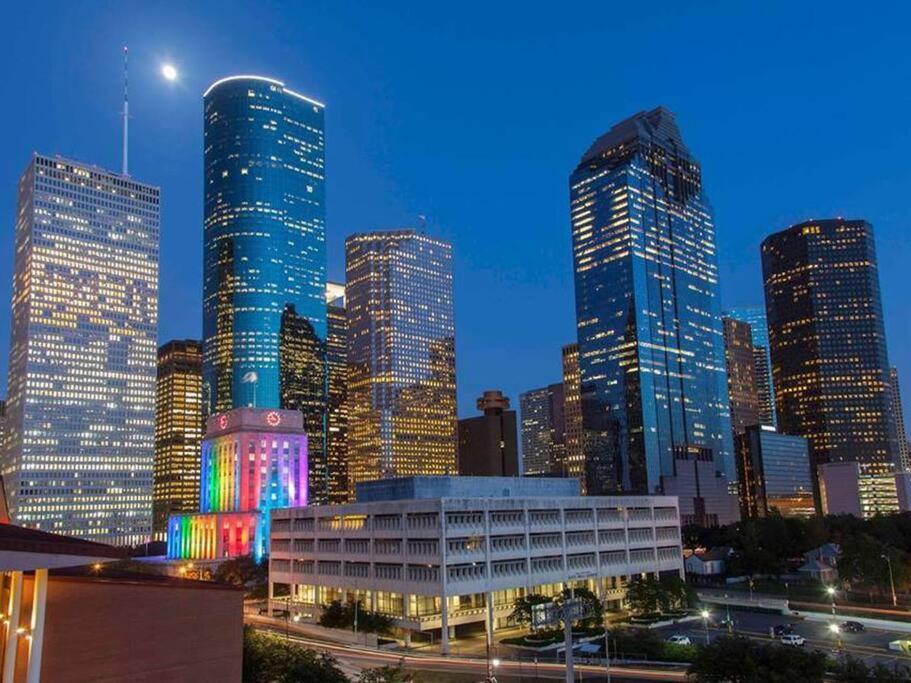 Beautiful/Spacious 2 Bedroom Houston Near Galleria Экстерьер фото