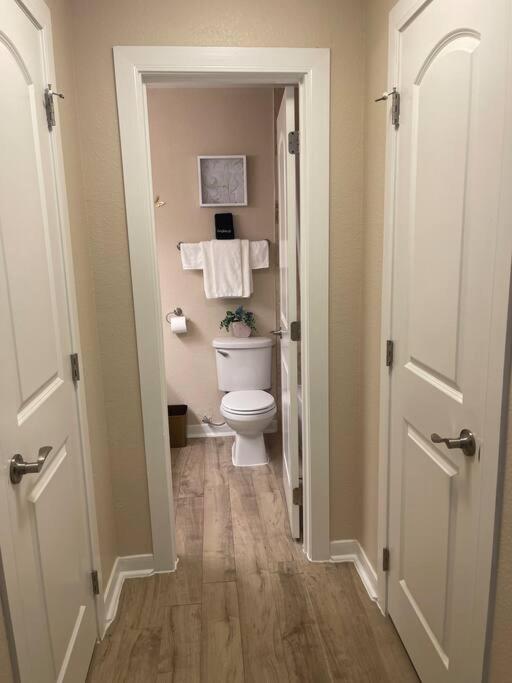 Beautiful/Spacious 2 Bedroom Houston Near Galleria Экстерьер фото